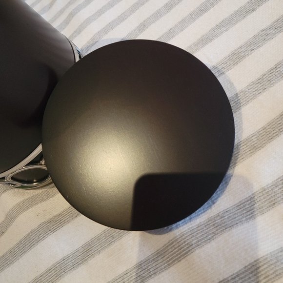 Royal Selangor Medallion Pewter and Wood Ice Buxket - Picture 13 of 16